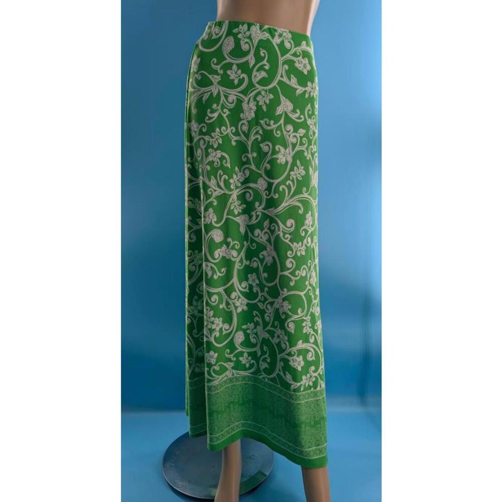 VINCE CAMUTO Floral print maxi skirt Small was $79 NWOT Green